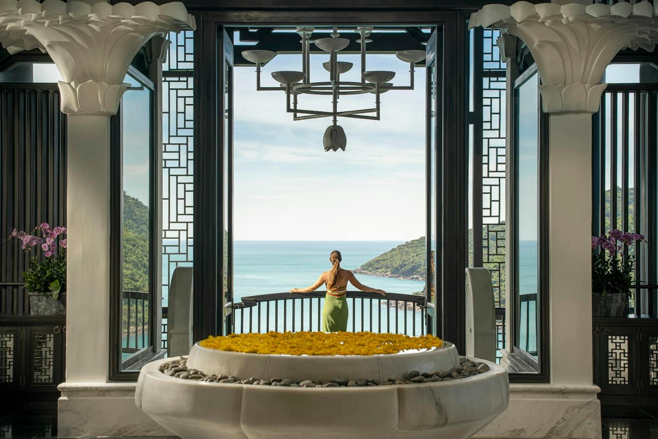 Upscale resort dining in Vietnam